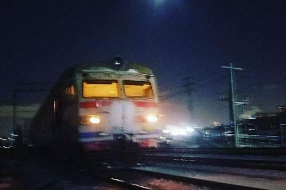  Неподалік столичної станції «Караваєві Дачі» електропотяг збив чоловіка 