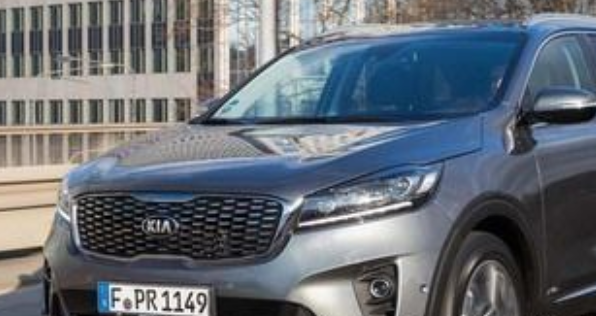  В Киеве угнали авто у сотрудника Кабмина: в городе ввели план перехват 
