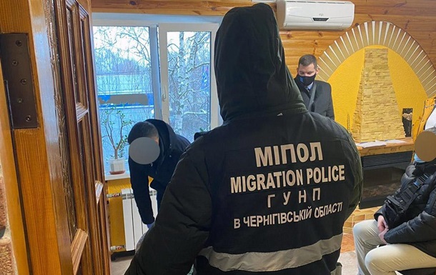 В Чернигове педофил вынуждал детей создавать порнографию 