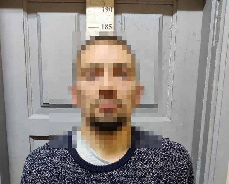  Столичні оперативники затримали чоловіка за крадіжку зі складського приміщення 