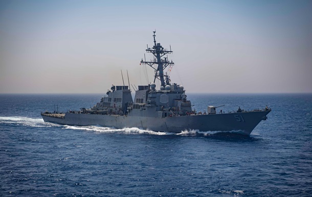  США направили ракетный эсминец в Черное море 