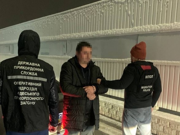  $5 тис. за сприяння в усиновленні – судитимуть ексначальницю Служби у справах дітей Хмельницької ОДА 