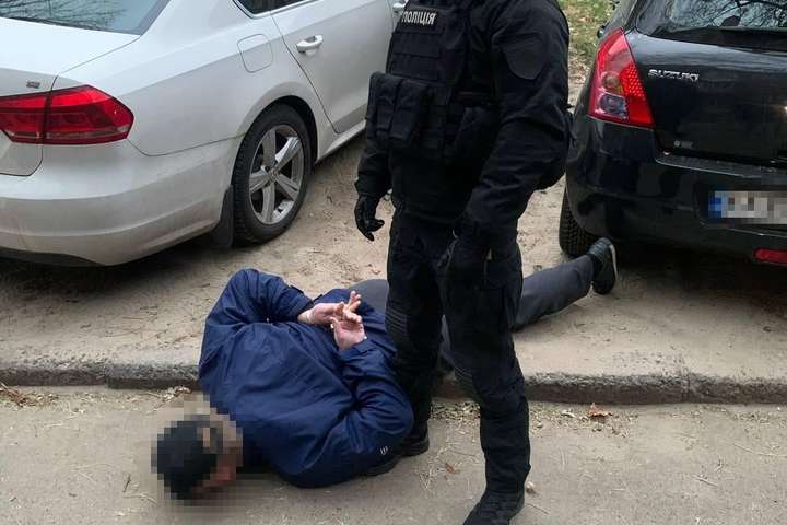  Підпалювали та знищували майно киян. Поліція затримала банду 