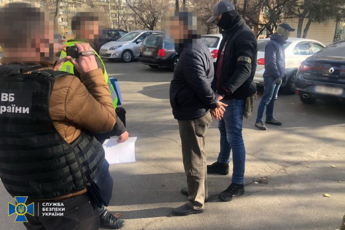  Затримано шахраїв, які представлялися офіцерами СБУ і тероризували іноземців 