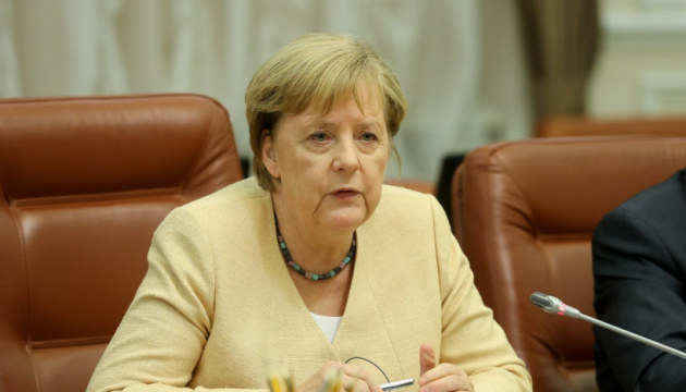  Лідери G20 хочуть вакцинувати 70% населення планети до середини 2022 року - Меркель 