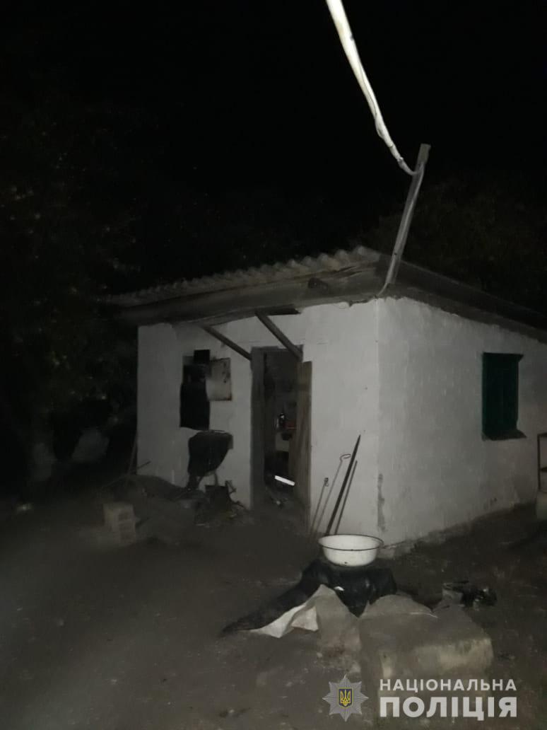  На Харьковщине обнаружили мертвыми мать и сына: рядом была предсмертная записка (Фото) 