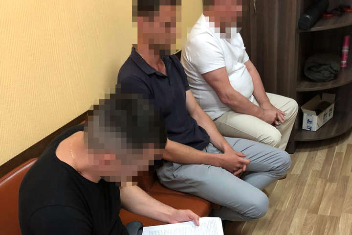  Підполковник СБУ вимагав $250 тисяч за приховування деталей смерті нардепа 