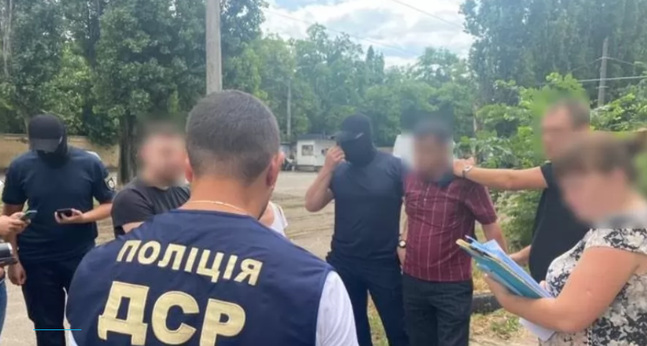  Руководителя коммунального учреждения Одесского горсовета подозревают в получении 113 тыс. гривен взятки 