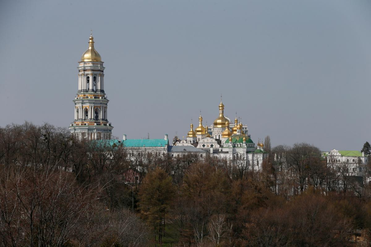  У Києво-Печерській лаврі зафіксували масове зараження священнослужителів коронавірусом 