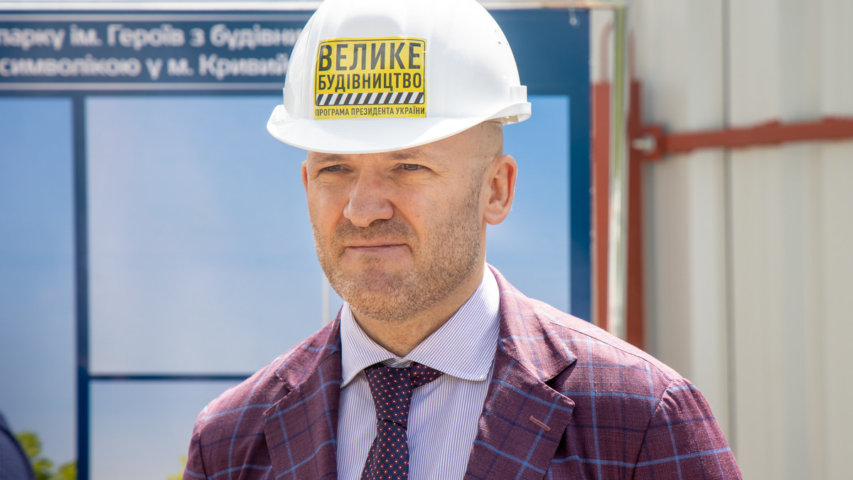  К 30-летию независимости в Кривом Роге возводят 72-метровый флагшток 