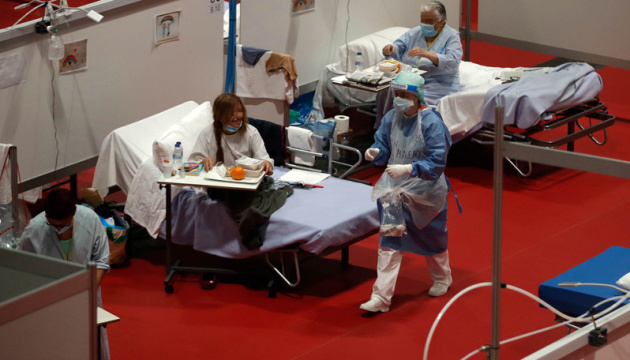  В Іспанії родичі тисяч померлих від COVID-19 позиваються до уряду 