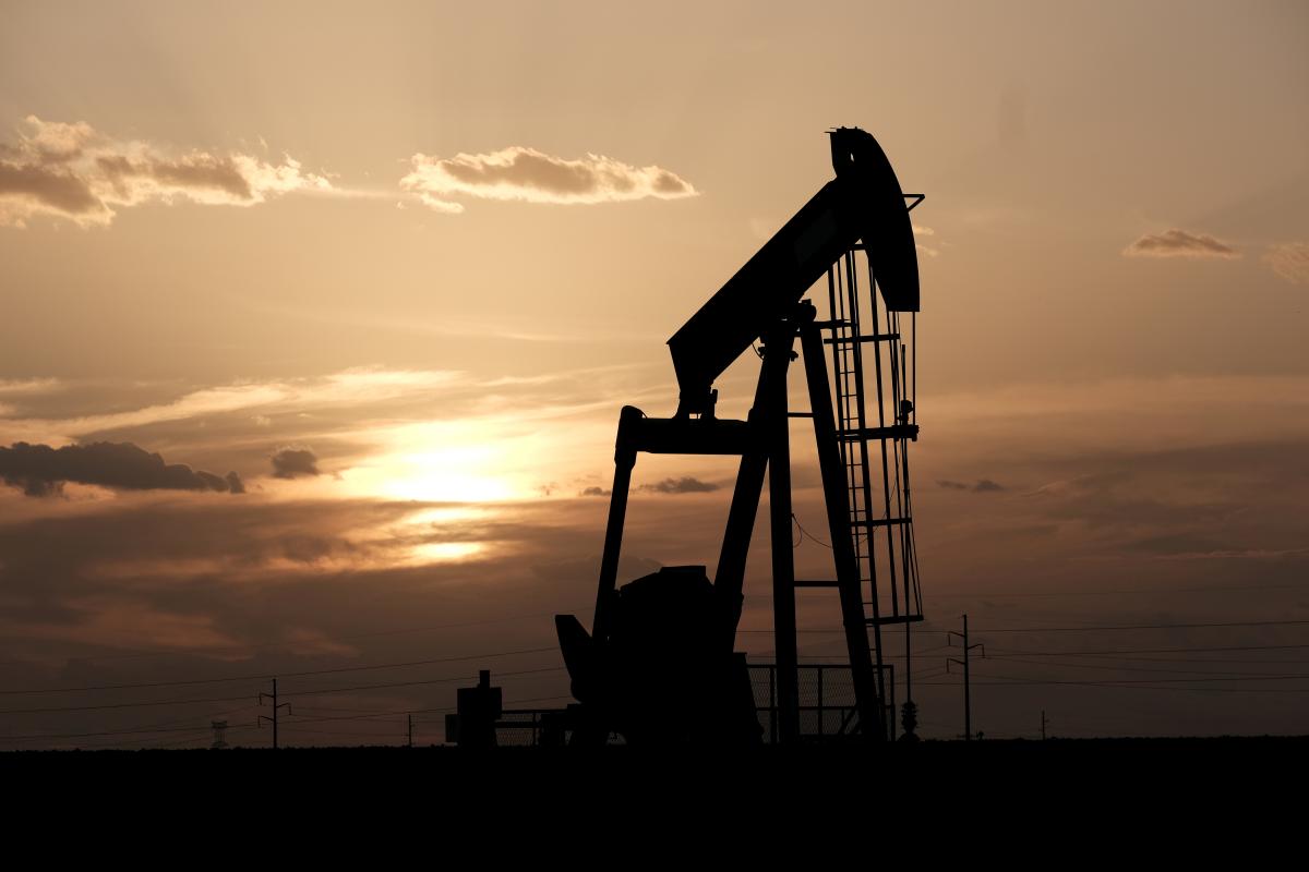  Транзит нефти через Украину из-за снижения спроса упал на 40%   