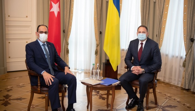  В Офісі Президента пройшла зустріч української й турецької делегацій 