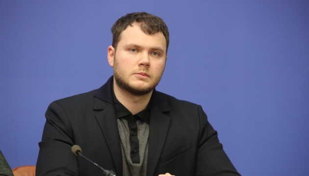  Криклий анонсировал начало железнодорожных пассажирских перевозок с 1 июня  