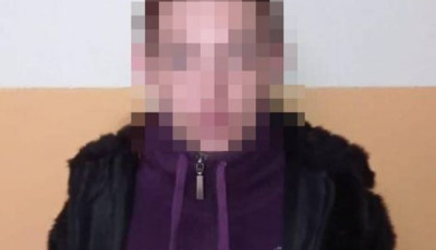 Привласнила чужу банківську картку та витратила понад 11 000 гривень: у Києві слідчі повідомили про підозру зловмисниці