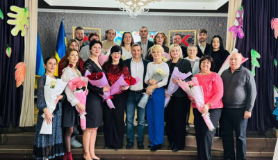 Олександр Паламарчук привітав працівників культури та майстрів народного мистецтва Гатненської громади з професійним святом