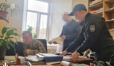 «Потрібний» висновок ВЛК за 9,5 тисячі доларів: ДБР скерувало до суду справу посередника