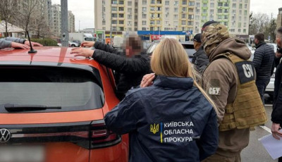 На Київщині викрили схему впливу на лікарів за $20 000 «за діагноз»