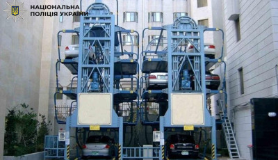Ексдиректора Департаменту транспортної інфраструктури КМДА судитимуть через роторну парковку на Хрещатику за 3,6 млн грн