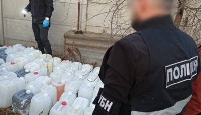 Поліцейські Чернігівщини затримали міжрегіональне злочинне угруповання наркодилерів