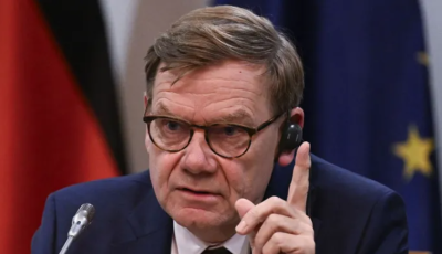 Вадефуль закликав Іран до переговорів зі США та відкриття Ормузької протоки