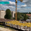 У Гостомелі зводять перші поверхи нових будинків на місці зруйнованого військового містечка