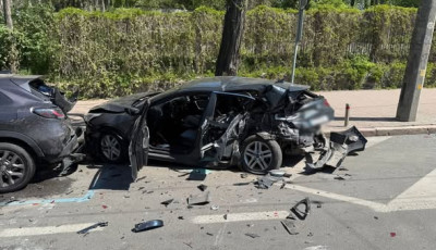 Поліція затримала водія Maserati, який напідпитку спричинив ДТП із потерпілим у Печерському районі столиці