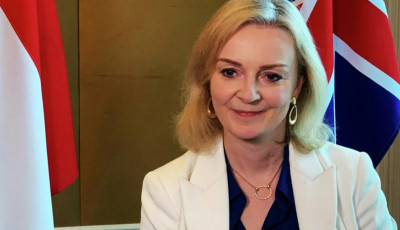 Глава МИД Британии поддержала идею международного трибунала над Путиным