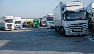 Журналісти розкрили схему, за якою Росія обходить санкції проти вантажних перевезень