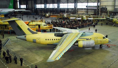 Богуслаєв закликав дозволити купувати російські комплектуючі для літаків