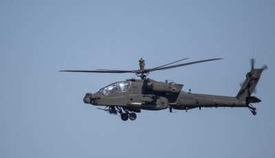 Boeing начала поставки новейшей версии вертолета AH-64 Apache