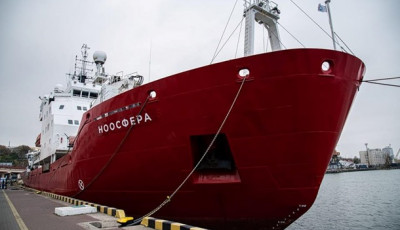 Названы сроки похода украинского ледокола в Антарктиду