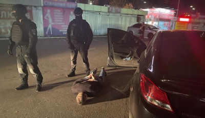 В Киеве мошенник обманул иностранца на 25 тысяч евро