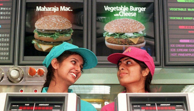McDonald's вводить обмеження на використання помідорів в Індії через різкий підйом цін