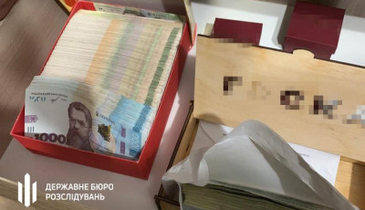У Києві поліцейський та медсестра заробили на підроблених ковід-сертифікатах щонайменше 1 млн грн