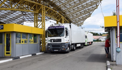 Українські аграрії заблокують в’їзд польським вантажівкам