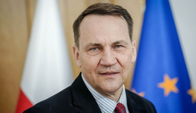 Сікорський закликав союзників розглянути перехоплення дронів РФ над Україною