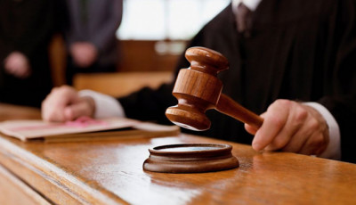 До довічного позбавлення волі засуджено покидька, який задушив жінку за майно вартістю 828 грн.