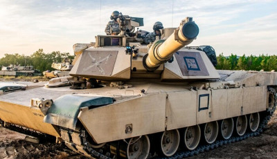 NYT: Перші танки Abrams прибули в Україну