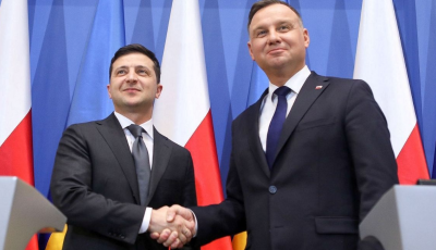 Зеленський: Росія зруйнувала минулі суперечності між Україною і Польщею