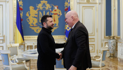 Зеленський обговорив зі спікером Фолькетингу Данії оборонну співпрацю та додаткову підтримку України