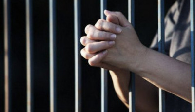 Жінку, яка залишила двох дітей на 11 днів, засудили до 12 років позбавлення волі, замість восьми