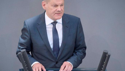 Шольц очікує від саміту ЄС наступного тижня кроків щодо постачання Україні боєприпасів