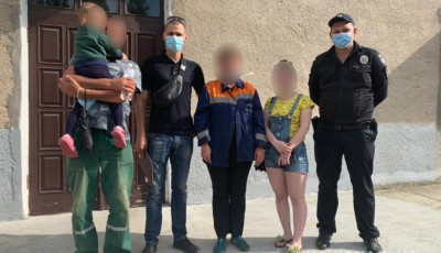 На вокзале в Херсоне мачеха бросила 4-летнего мальчика – в Николаевской области нашли бабушку малыша