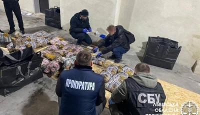 Четверо граждан Турции ввезли в Украину тонну героина под видом риса