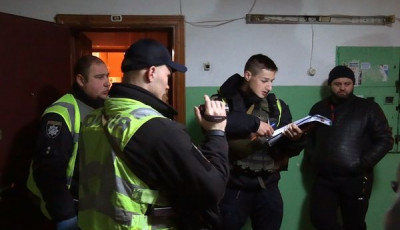 Слідчі поліції Києва оголосили підозру чоловіку за вбивство батька