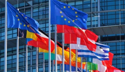 В ЄС слідкують за новим наступом рф в Україні й обіцяють далі тиснути санкціями