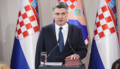 Президент Хорватії назвав гасло «Слава Україні» шовіністським, в ОП відреагували