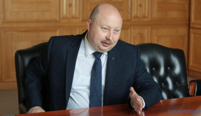 В уряді працюють над оптимізацією оплати праці держслужбовців