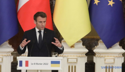 Посол: Макрон чітко розуміє наші «червоні лінії» у врегулюванні на сході України